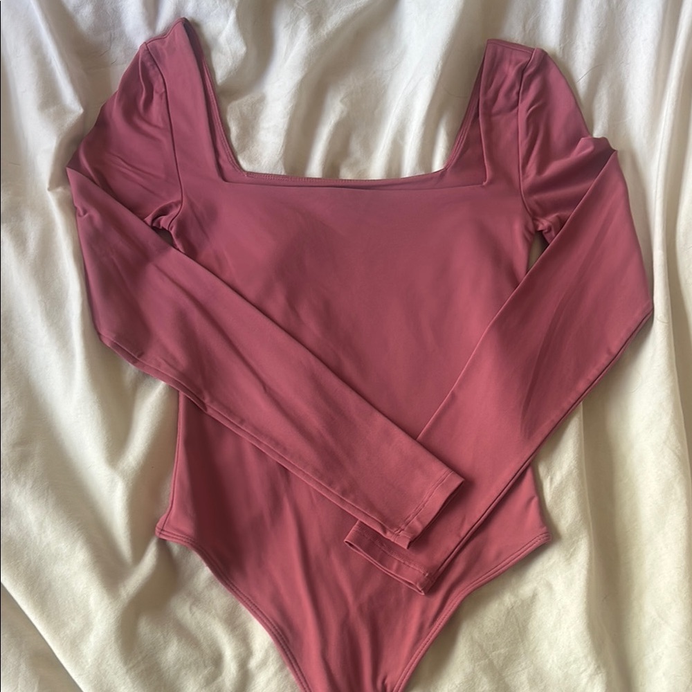 Aritzia Babaton Bodysuit
